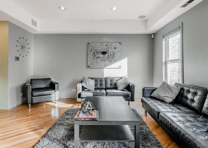 Stunning Home, Epic Game Room, Prime Location