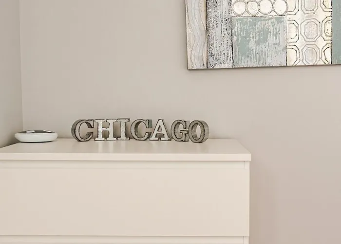 Stunning Home, Epic Game Room, Prime Location Villa Chicago